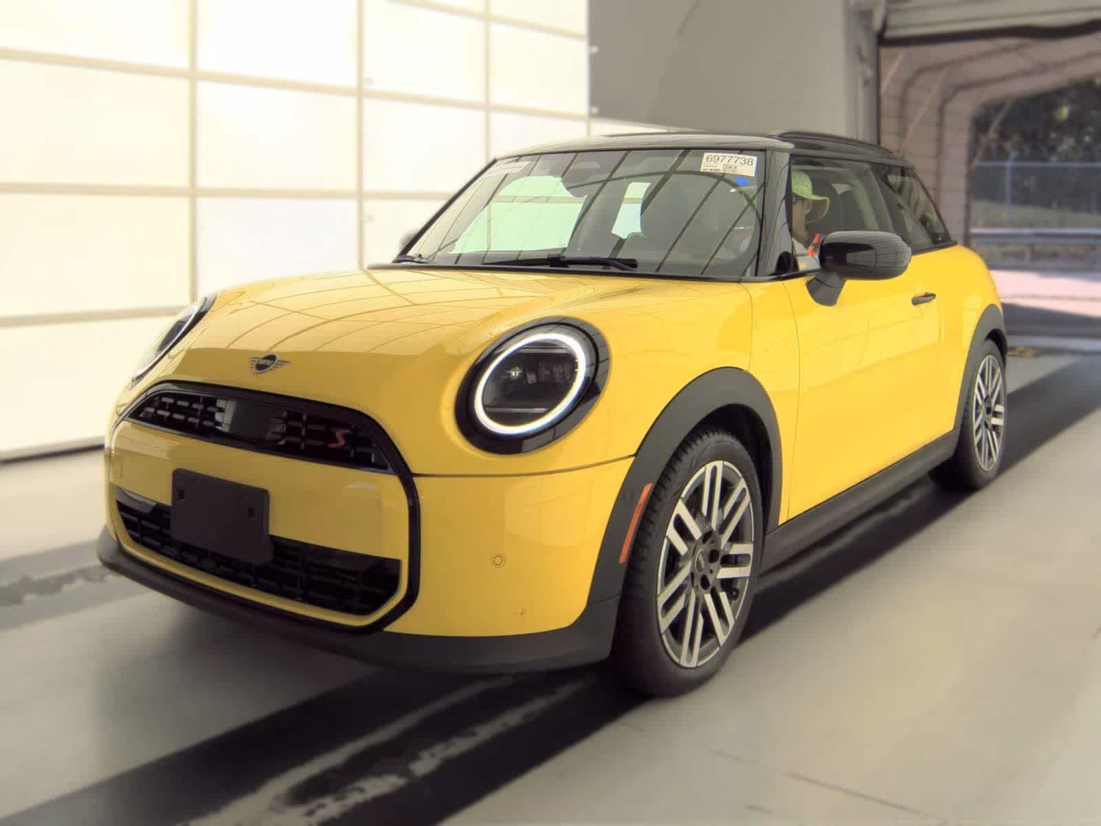 mini hardtop 2 door 2026 WMW23GD07T2X78787 image mini hardtop 2 door 2026 WMW23GD07T2X78787 image